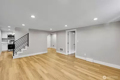7901 16th Avenue SW, Seattle, WA 98106 - Photo 30