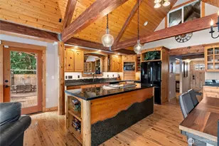 32217 Whitman Lake Dr, Graham, WA 98338 - Photo 8
