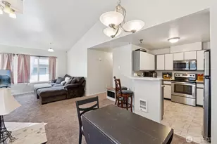 9210 Market Pl, Lake Stevens, WA 98258 - Photo 6