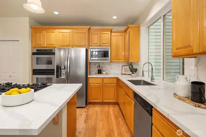 21030 SE 5th Street, Sammamish, WA 98074 - Photo 6