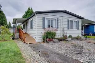 920 Maple Ln, Sedro Woolley, WA 98284 - Photo 2