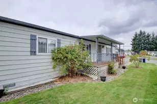 920 Maple Ln, Sedro Woolley, WA 98284 - Photo 14