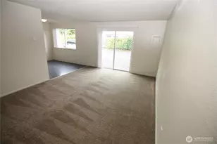 1903 W 31st St, Vancouver, WA 98660 - Photo 2