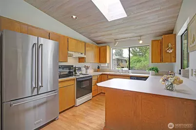 310 Prestwick Drive, Camano Island, WA 98282 - Photo 10