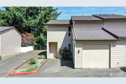 1555 Union Avenue NE #22, Renton, WA 98059 - Photo 1