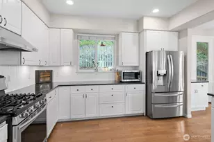 3713 Cedar Glen Way, Anacortes, WA 98221 - Photo 12