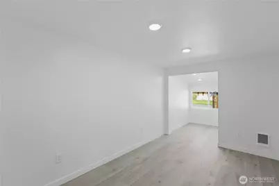 6830 S Bell Street, Tacoma, WA 98408 - Photo 12