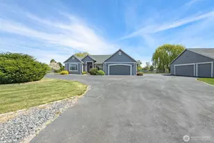 3171 NE Snow Goose, Moses Lake, WA 98837 - Photo 2