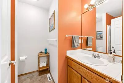 10705 189th Avenue E, Bonney Lake, WA 98391 - Photo 18