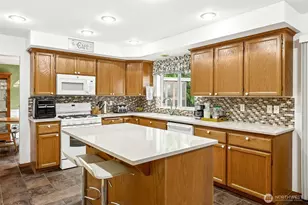10705 189th Ave E, Bonney Lake, WA 98391 - Photo 14