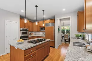 6323 NE 130th Pl, Kirkland, WA 98034 - Photo 10