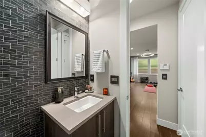 10351 SE 8th Street, Bellevue, WA 98004 - Photo 18