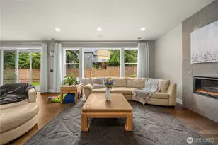 10351 SE 8th St, Bellevue, WA 98004 - Photo 6