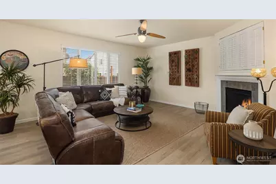 526 Rosario Avenue NE, Renton, WA 98059 - Photo 12