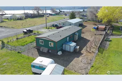401 Boulder Avenue, Roosevelt, WA 99356 - Photo 6