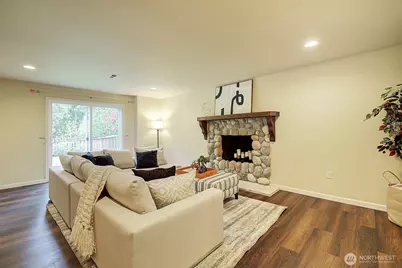 225 131st Avenue NE, Bellevue, WA 98005 - Photo 32