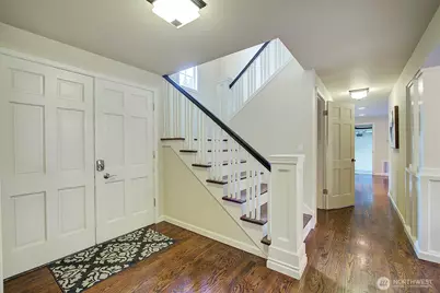 225 131st Avenue NE, Bellevue, WA 98005 - Photo 4