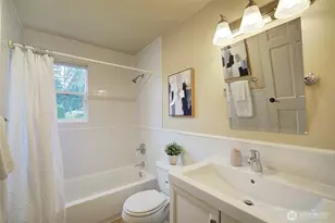 225 131st Ave NE, Bellevue, WA 98005 - Photo 24