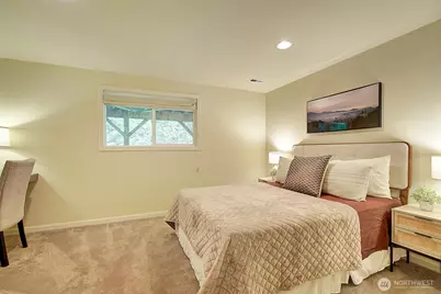 225 131st Avenue NE, Bellevue, WA 98005 - Photo 30