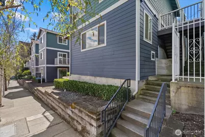 216 Broadway #3, Tacoma, WA 98402 - Photo 4