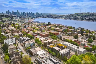 2366 Franklin Avenue E #B, Seattle, WA 98102 - Photo 1