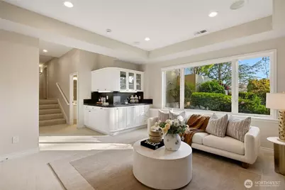 8144 W Mercer Way, Mercer Island, WA 98040 - Photo 30