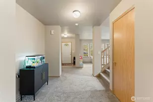 6827 11th Ave NE, Olympia, WA 98516 - Photo 4