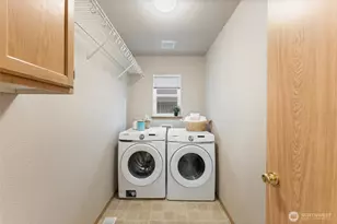 6827 11th Ave NE, Olympia, WA 98516 - Photo 12