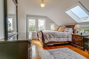 4026 Burke Ave N, Seattle, WA 98103 - Photo 16