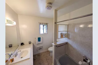 551 Kemp Street, Port Angeles, WA 98362 - Photo 8
