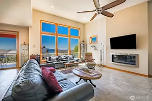 8285 Sunset St, Blaine, WA 98230 - Photo 16
