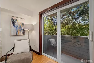 2205 NE 92nd Street, Seattle, WA 98115 - Photo 12