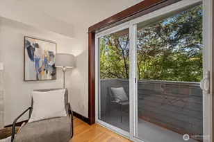 2205 NE 92nd St, Seattle, WA 98115 - Photo 12