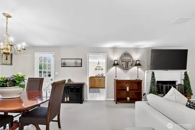 12627 SE 59th Street, Bellevue, WA 98006 - Photo 10