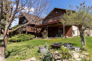 417 Perry St, Winthrop, WA 98862 - Photo 2