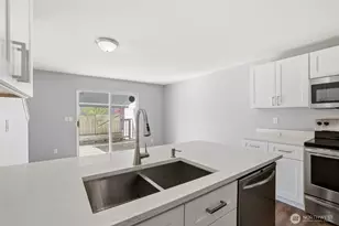 11406 22nd St SE, Lake Stevens, WA 98258 - Photo 14