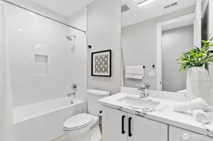 12608 NE 30th St, Bellevue, WA 98005 - Photo 34