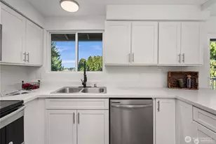 5033 37th St NE, Tacoma, WA 98422 - Photo 10