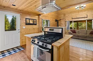 131 Rr Spurs Rd, Easton, WA 98925 - Photo 14