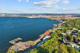 1661 Harbor Ave SW, Seattle, WA 98116 - Photo 2