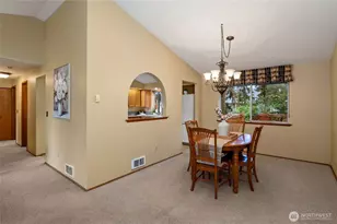 9421 175th St Ct E, Puyallup, WA 98375 - Photo 8