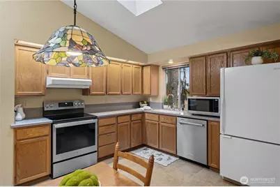 9421 175th Street Ct E, Puyallup, WA 98375 - Photo 12