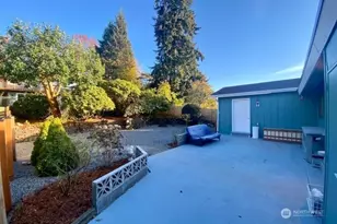 3700 Harbel Dr NE, Bremerton, WA 98310 - Photo 30