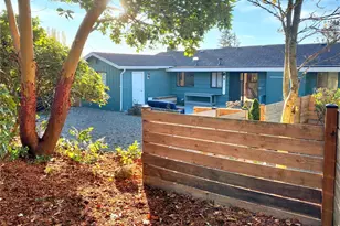 3700 Harbel Dr NE, Bremerton, WA 98310 - Photo 28