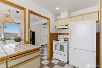 21204 3rd Avenue S, Des Moines, WA 98198 - Photo 14