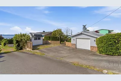 21204 3rd Avenue S, Des Moines, WA 98198 - Photo 34