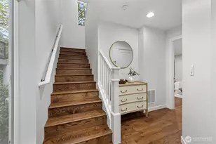 14590 36th Ave NE, Lake Forest Park, WA 98155 - Photo 2