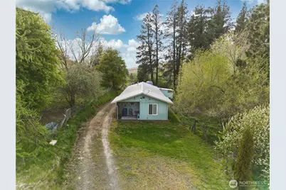 938 Patit Road, Dayton, WA 99328 - Photo 2