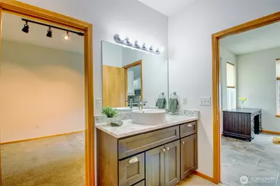 1191 Decatur Circle #17B, Burlington, WA 98233 - Photo 14