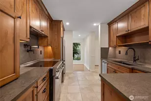 3213 SW 319th Pl, Federal Way, WA 98023 - Photo 6